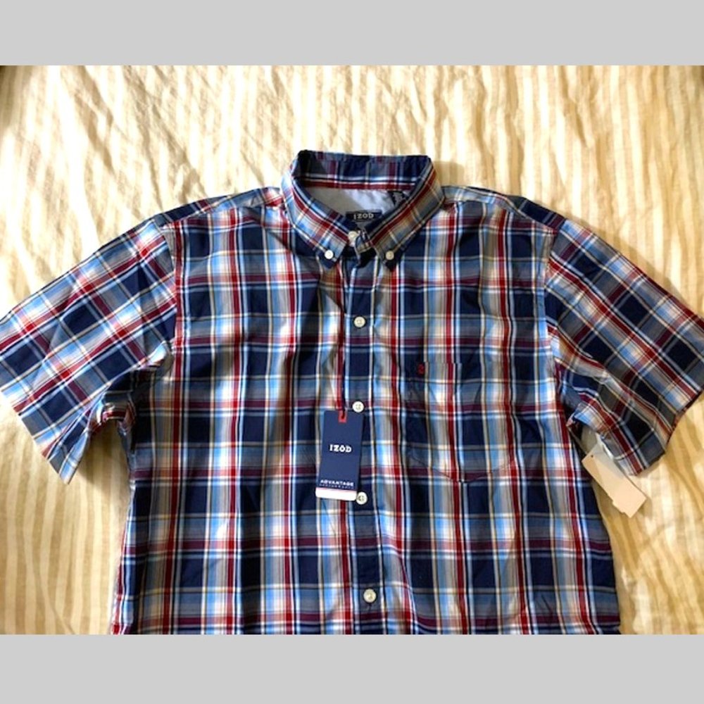 NWT Izod Men's Short-Sleeve Advantage Performance Button-Up Shirt, Plaid, L